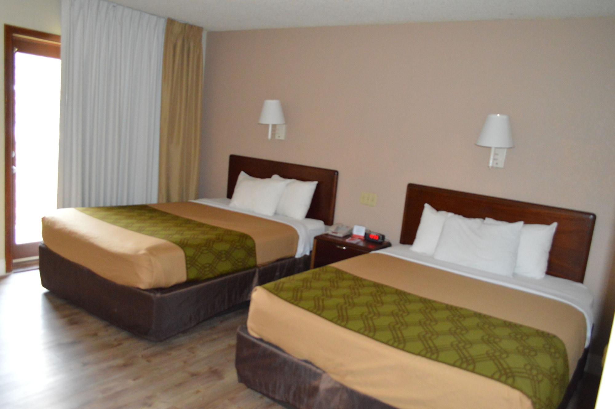 Econo Lodge Inn & Suites On The River Gatlinburg Εξωτερικό φωτογραφία