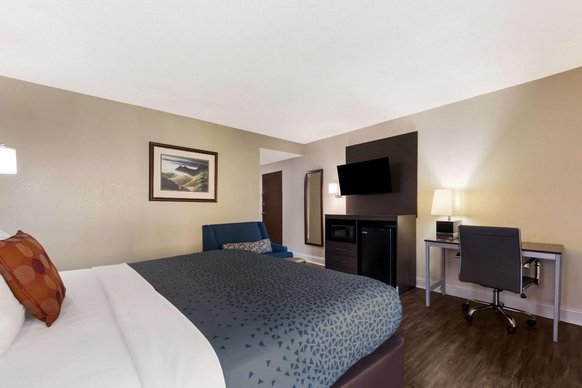 Econo Lodge Inn & Suites On The River Gatlinburg Εξωτερικό φωτογραφία