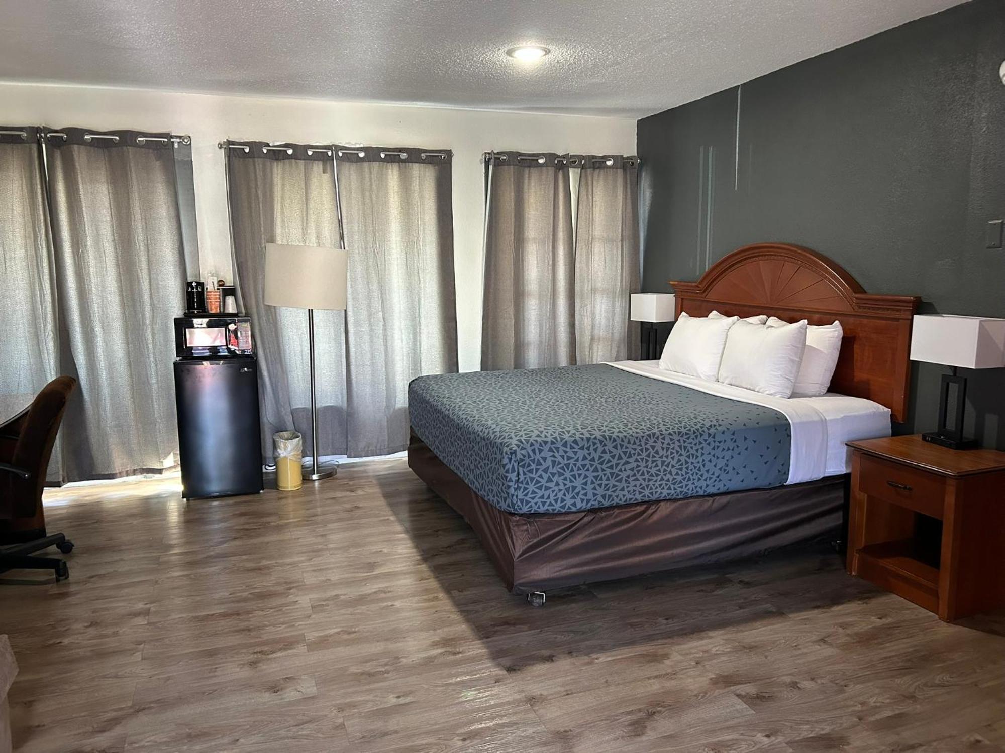 Econo Lodge Inn & Suites On The River Gatlinburg Εξωτερικό φωτογραφία